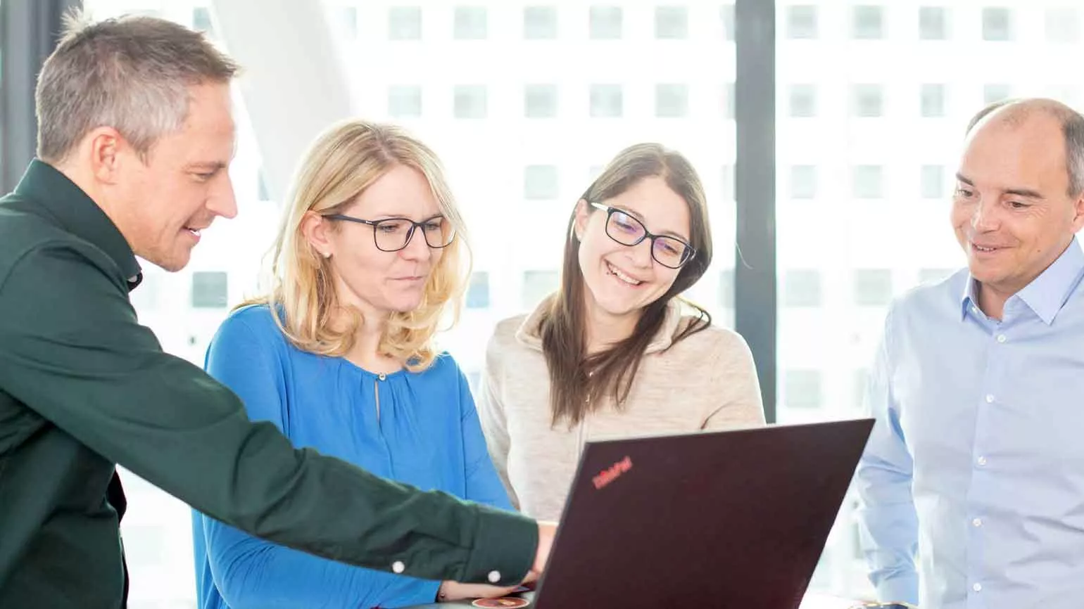 Katharina und Hilmar bei der Arbeit