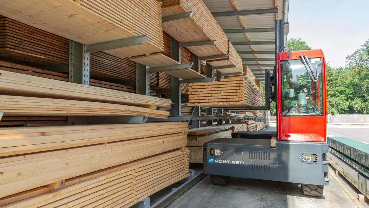 Holz – Hochleistungsanwendung Fronius Selectiva 4.0 Ladegerät