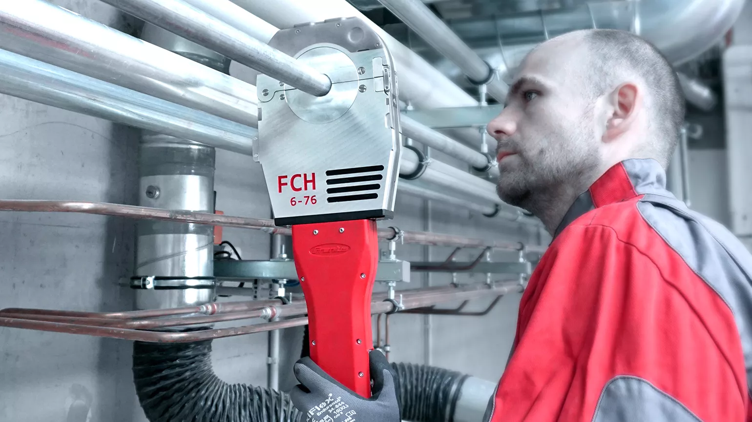 mechanized orbital welding with closed welding head FCH