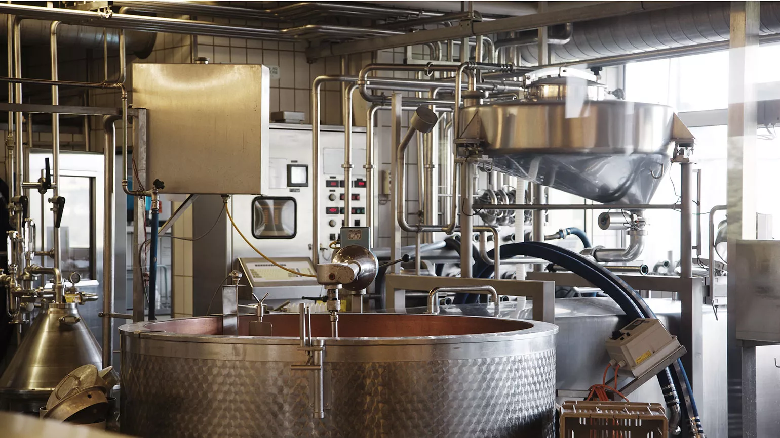 Stirrer for cheese production